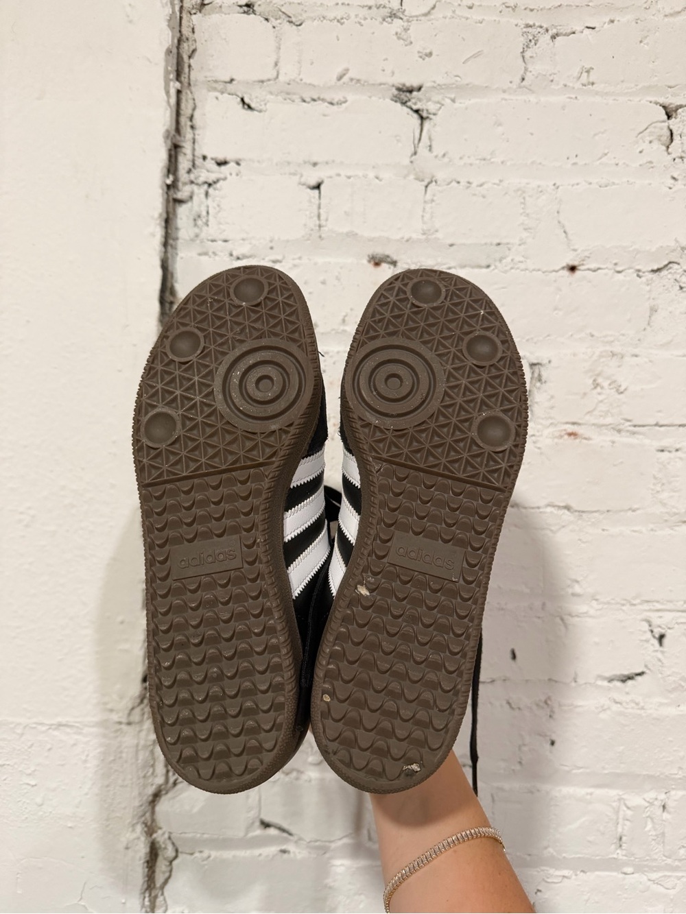 Adidas - Picture 3 of 8